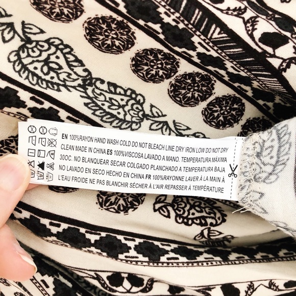 Forever 21 Boho Peasant Top - Picture 4 of 5